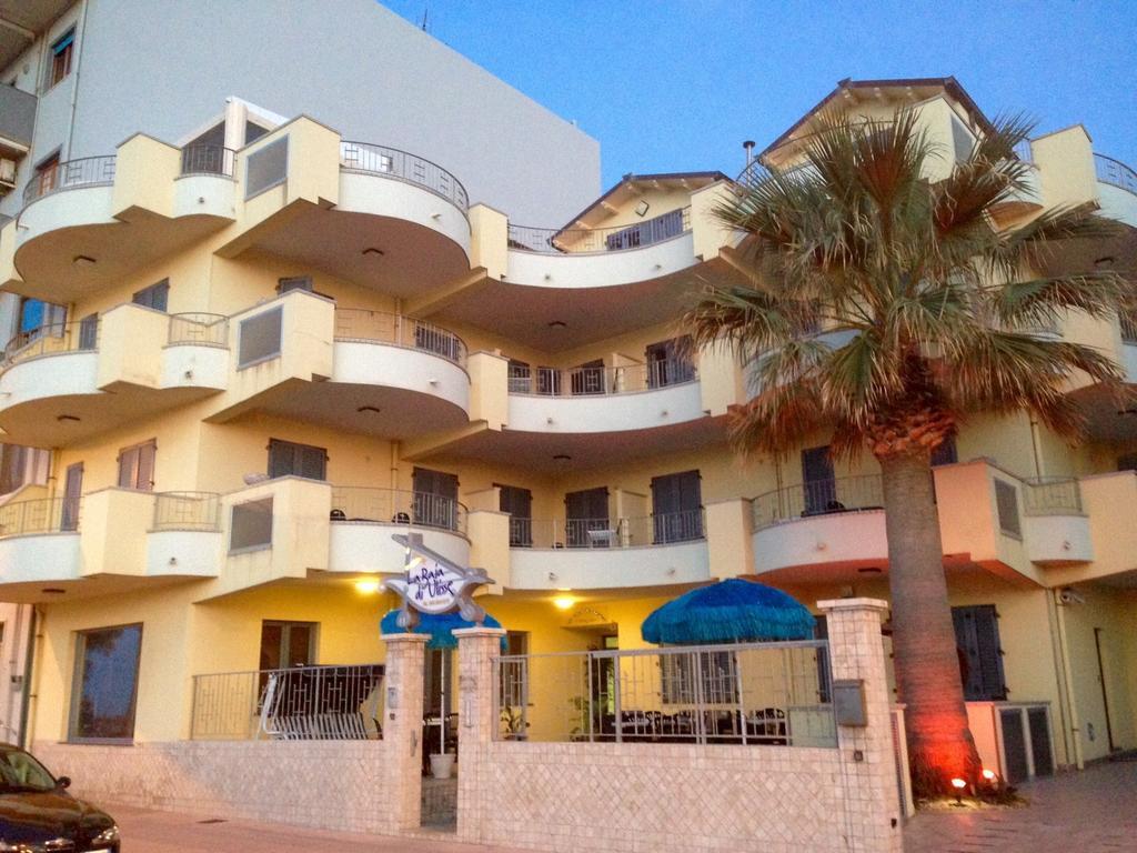 La Baia Di Ulisse Vila Venetico Exterior foto
